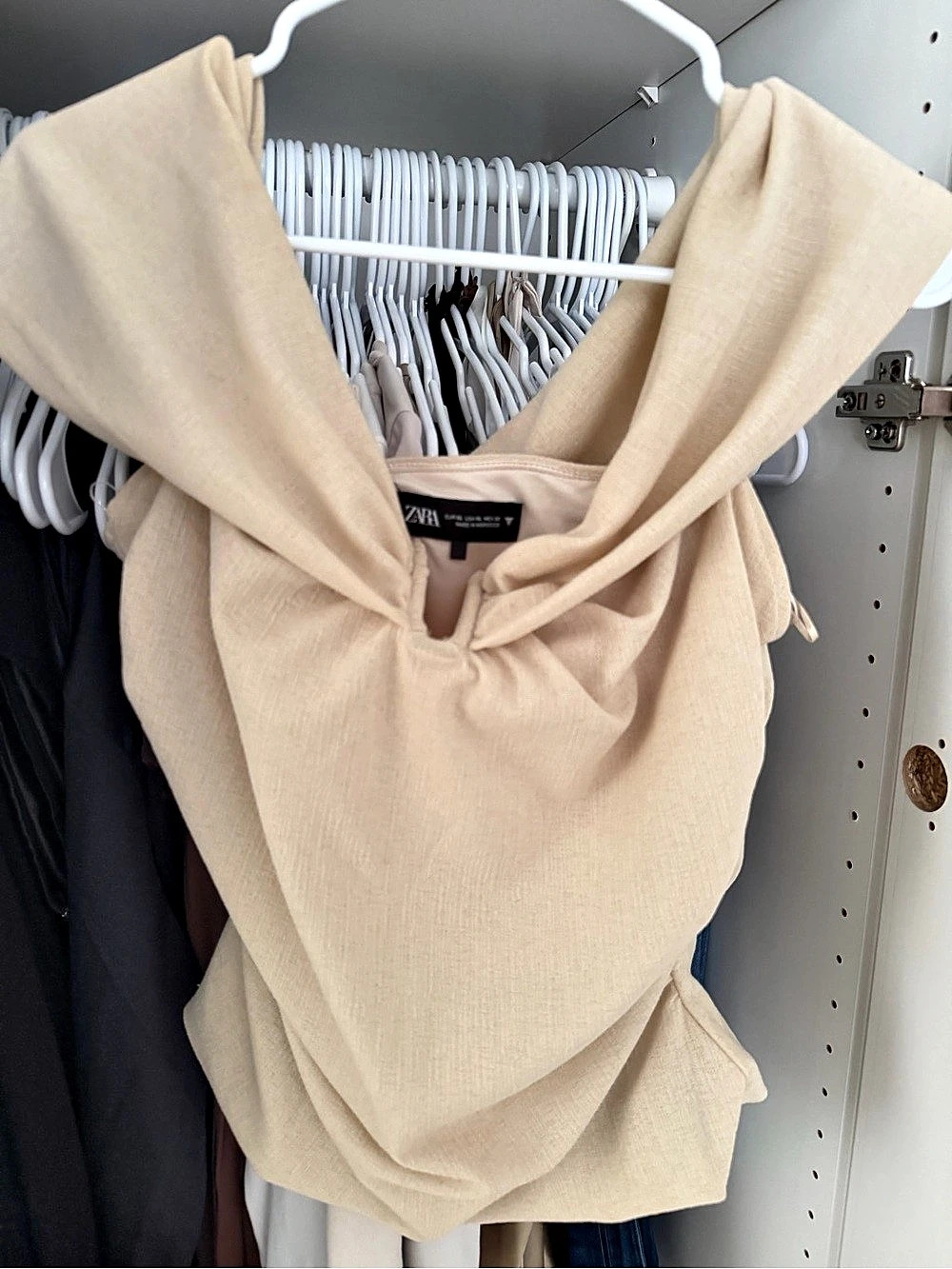 ZARA Draped Neck Cream Top Like New
